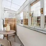 شقة Agostino Center